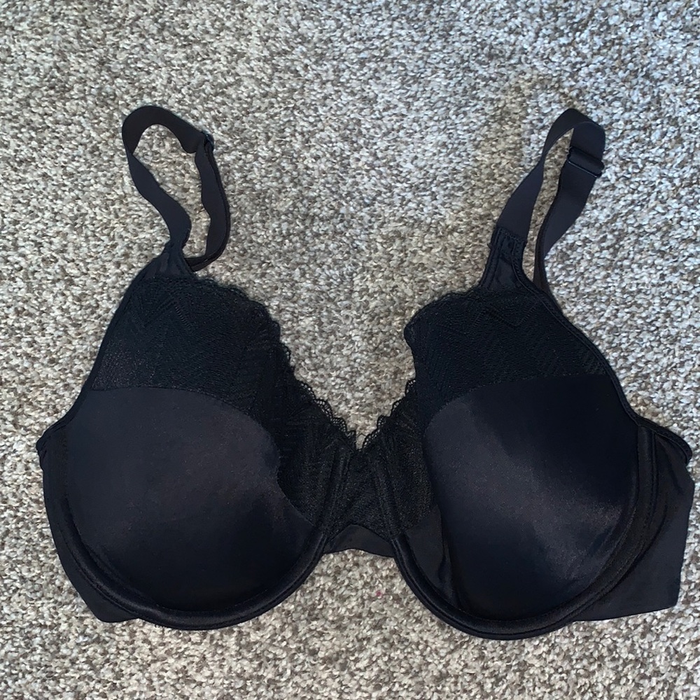 34D black bra